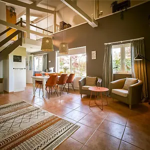 vakantiewoning-cha-nostra.valkenburgaandegeul-hotels.com/