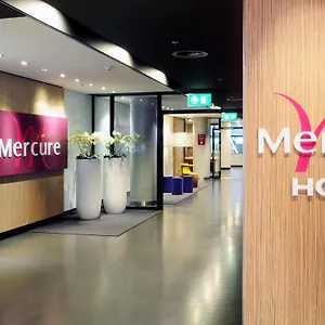 Mercure Schiphol Terminal מלון סכיפהול