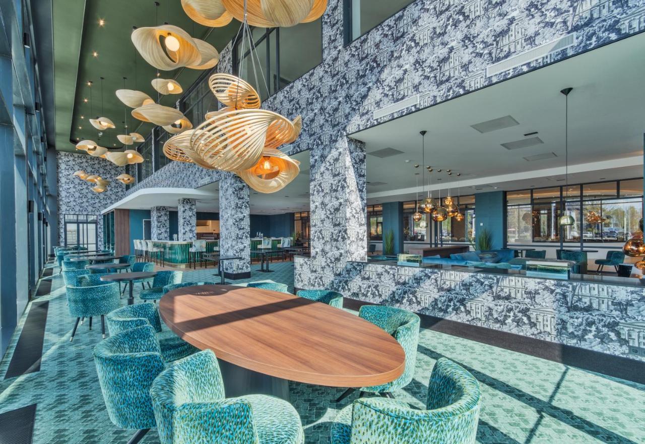 van der valk hotel schiphol adres